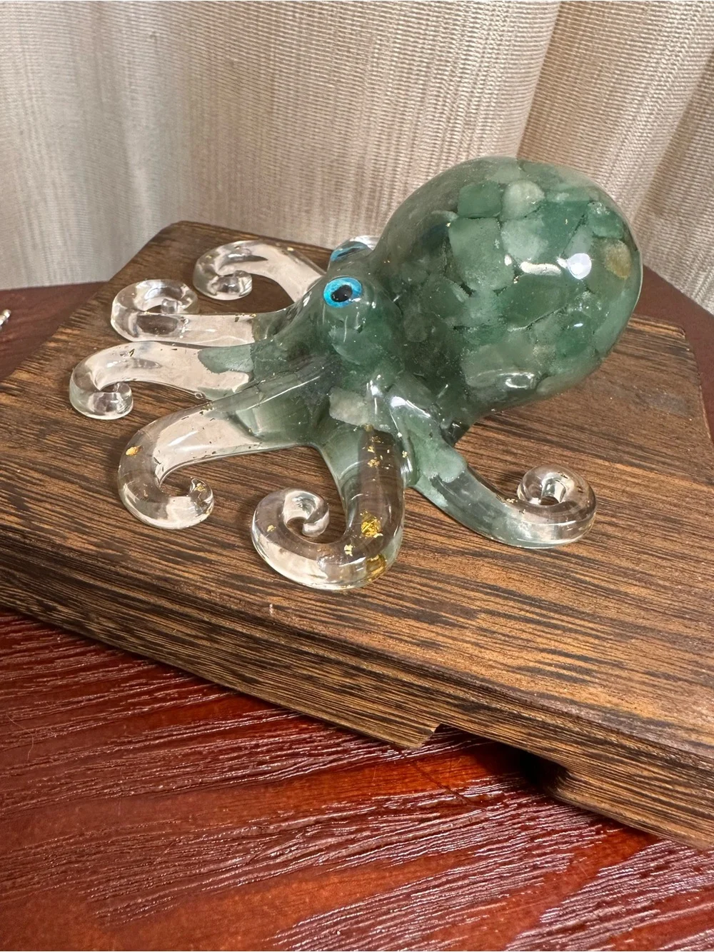 Resin and Green Aventurine Crystal Chips Octopus Figure - Picture 7 of 11